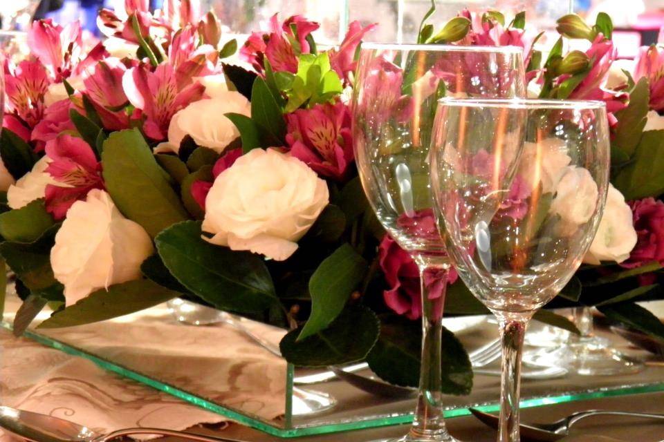 8 dicas para usar Arranjos de Flores para Eventos