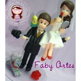 Topos de bolo personalizados..Noivinhos em biscuit
