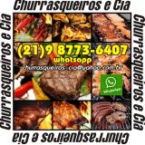 O churrasqueiro vai até sua casa