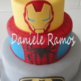 Cake & Show-by Daniele Ramos