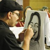 Caricaturas ao vivo.