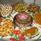Kit Festa Com Torta, Salgados E Doces