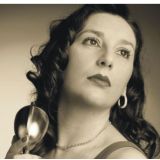 Luciane Valle (Cantora)