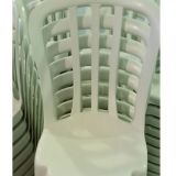 Mesas e Cadeiras de Plastico