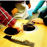 Animação com voz e violão
