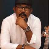 Música ao Vivo (voz e Violão), Festas e eventos.