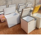 Alugamos freezer