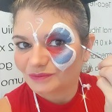 Pintura facial e esculturas em balões Tia nina