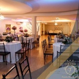 Salão de Festas Completo com Buffet e Decoração