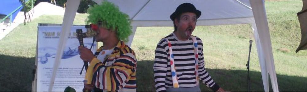 Guardanapo e Tropeço - Clown Repórteres