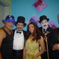 SOSIAS:MADONNA-MICHAEL JACKSON-HIGH SCHOOL-XANDE-BEYONCÉ-SEAN CONERY-CAHAPLIN COM BANDAS