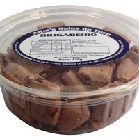 Bala de coco com chocolate recheada com BRIGADEIRO.
