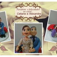 Noivinhos Topo De Bolo Personalizados Em Biscuit 
Sob encomenda. 
Altura: 16 cm.