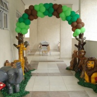 Entrada de uma decoração feita em play