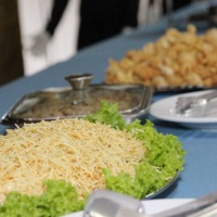 Buffet equipe Contendo:Churrasqueiros,Cozinheiras  e Garçons levamos utensílios rechauds para aquece
