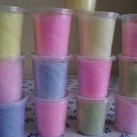 Algodão Doce Colorido no potinho,muito usado no momento para lembrança de seu evento