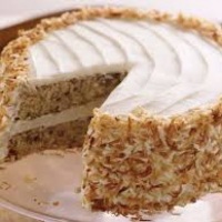 Também temos bolos incríveis para festas de aniversário. Encomende o seu!