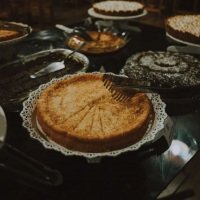 Mesa de um café colonial em um Casamento, com mais de 160 convidados.