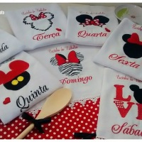 KIT COMPOSTO COM 7 UNIDADES DE PANO DE PRATO MEDIDA PADRÃO + PERSONALIZAÇÃO EM BORDADO PONTO CRUZ + 