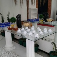 Mesa de café e petit fours