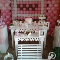 Mesa da Bailarina Rosa,Branca,Marrom