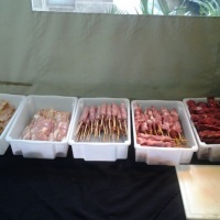 Churrasco De Espetinhos produção totalmente ASrtesanal com linguiças Artesanais excelentes.