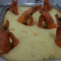 escondidinho de camarão