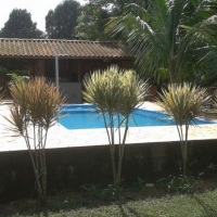 VISTA DO CAMPO DE FUTEBOL PARA PISCINA