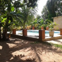 VISTA DA ÁREA DE SOMBRA PARA PISCINA