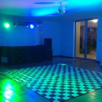 Som, DJ, pista de dança, luz de pista