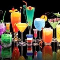 Drinks, Bartender, Barman, Copeiras, Garçons, Garçonetes, Cozinheira e Churrasqueiros.... 