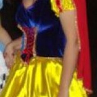 Branca de neve curta