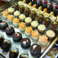 Doces finos.