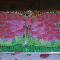 Bolo Barbie borboleta em pasta americana