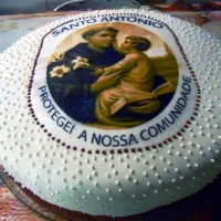 Bolo feito para a comunidade Sto. Antônio na comemoração do padroeiro.