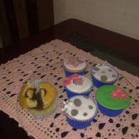 Cupcakes.