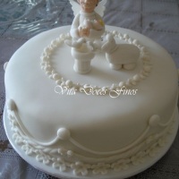 Bolo de Batizado com anjinho personalizado!!