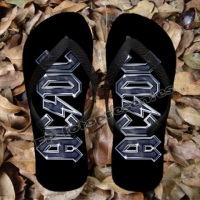 Chinelo personalizado AC/DC !