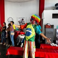 Palhaço para porta de loja, eventos infantis, aniversários