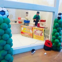 Algodão doce e pipoca em lojas