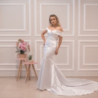 Vestido de Noiva feito pelo nosso atêlie para Primeiro Aluguel.