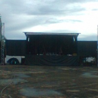 Carreta-palco e P.A line