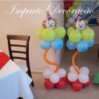 Esculturas de Palhaços