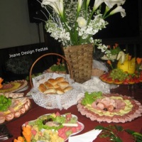 Mesa de Frios, frutas e miniporção de massas