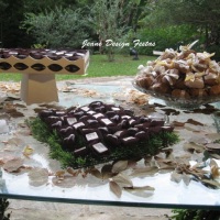 Mesa de doces e chocolates!