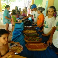 praça de alimentação
