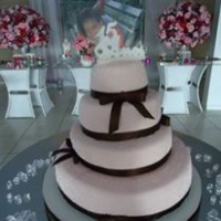 15 anos marrom e rosa