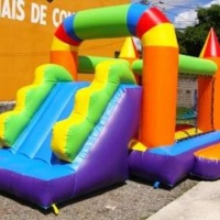 CASTELO ESCORREGADOR INFLÁVEL
