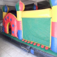 Pula pula com Piscina de bolas