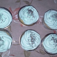 CUPCAKE BUTTERCREAM CHOCOLATE BRANCO